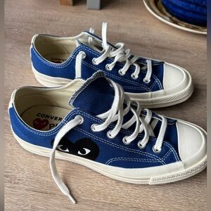 COMME DES GARÇONS PLAY Blue Converse Edition Half Heart Chuck 70 Sneakers